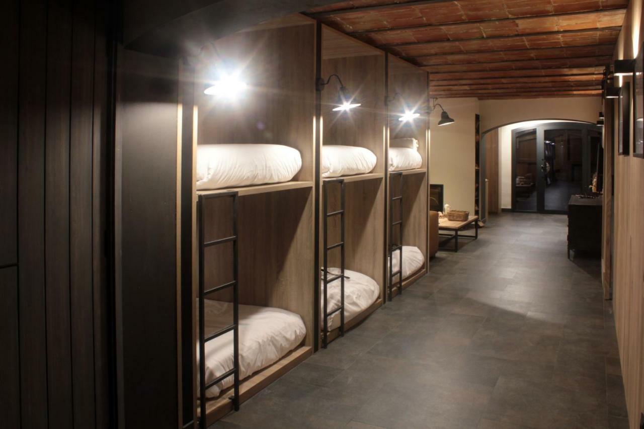 Amaroq Explorers Basecamp Тремп Экстерьер фото
