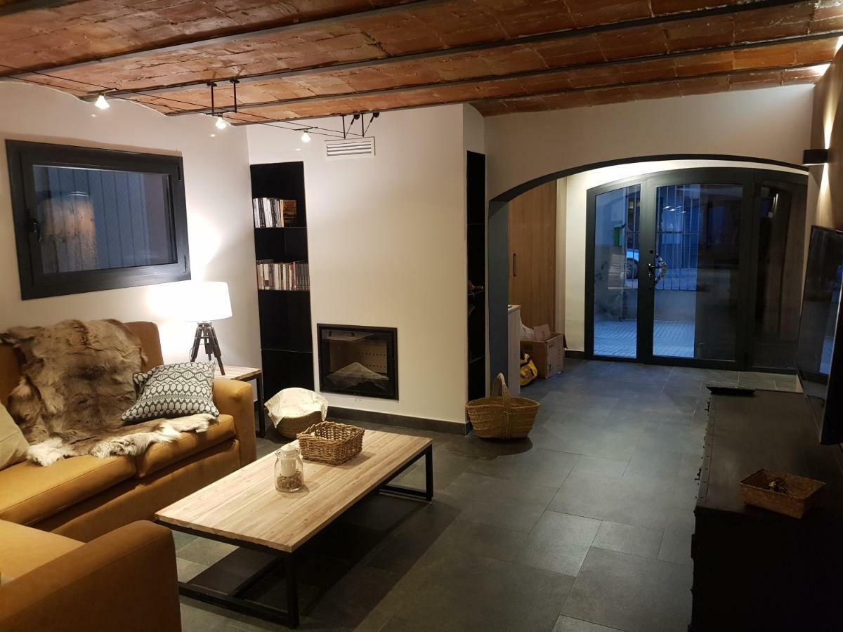 Amaroq Explorers Basecamp Тремп Экстерьер фото